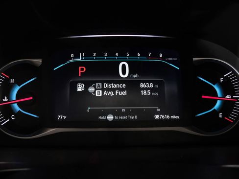 Used 2022 Honda Pilot Black Edition image 23