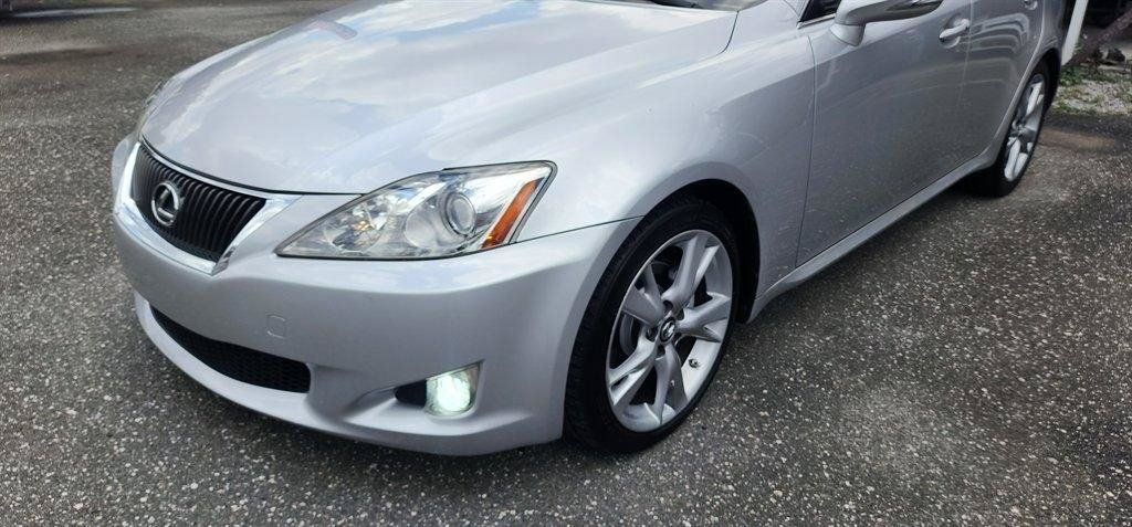 Used 2009 Lexus IS 250 RWD image 3