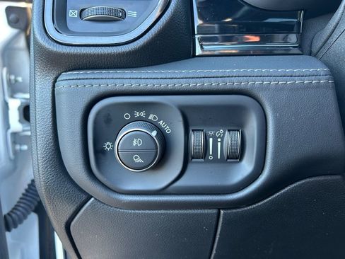 Used 2025 RAM 3500 Limited image 8