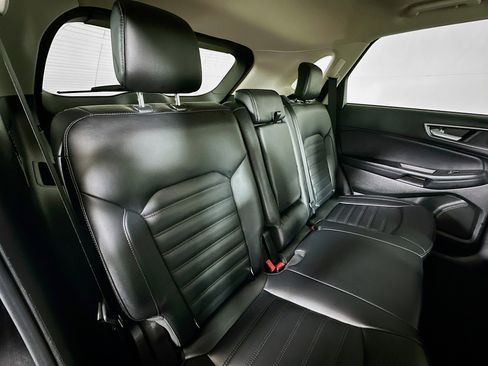 Used 2022 Ford Edge SEL image 24