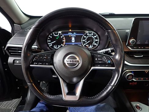 Used 2019 Nissan Altima 2.5 SV image 24