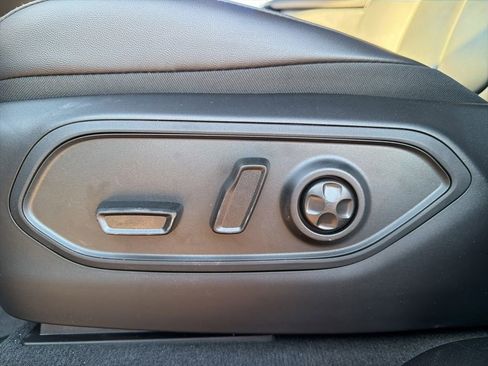 New 2026 Jeep Grand Cherokee Limited w/ Limited Altitude Package RWD image 30