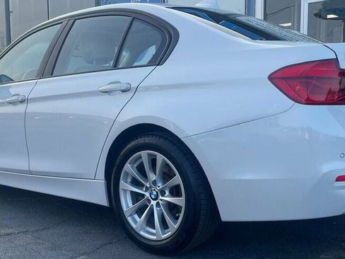Used 2017 BMW 320i xDrive 320i xDrive image 5