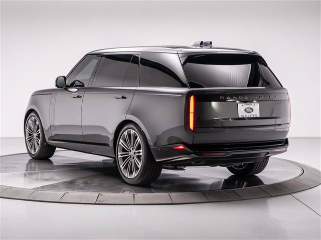 Used 2025 Land Rover Range Rover Long Wheelbase SE AWD/4WD image 3