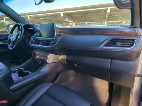 Certified 2022 Chevrolet Suburban LT image 24