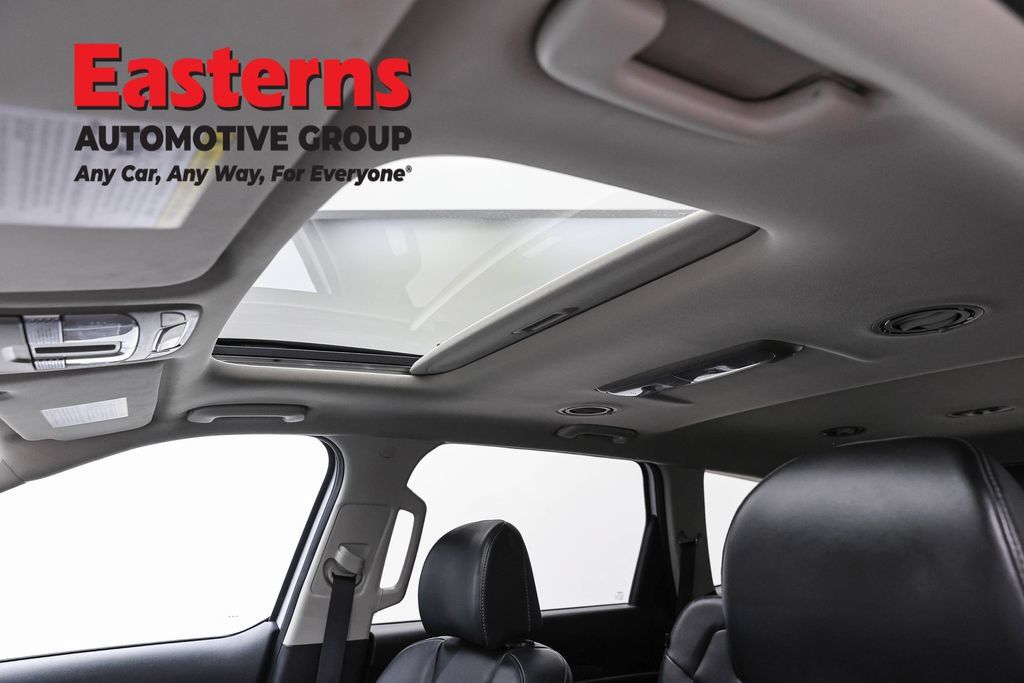 Used 2025 Kia Telluride S FWD image 36