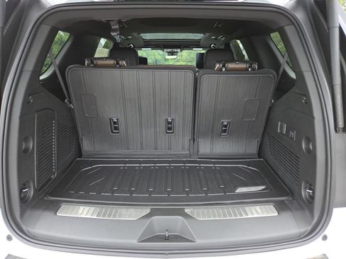 New 2026 GMC Yukon Denali Ultimate AWD/4WD image 24
