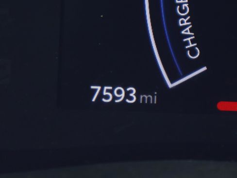 Used 2025 Toyota Camry SE image 29