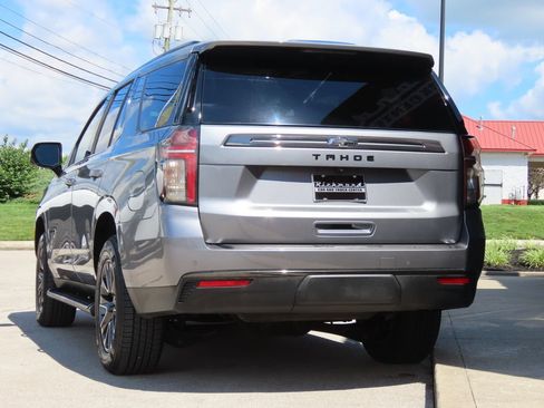 Used 2021 Chevrolet Tahoe Z71 w/ Luxury Package AWD/4WD image 11