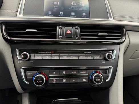 Used 2018 Kia Optima EX w/ Premium Package image 27