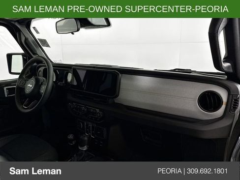 Used 2024 Jeep Wrangler Sport S image 27