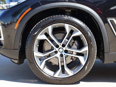 Used 2020 BMW X5 xDrive40i w/ Convenience Package image 52