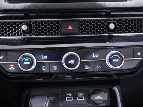 Used 2023 Honda Civic Sport Touring image 17