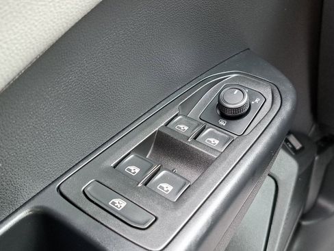 Used 2022 Volkswagen Taos SE image 22