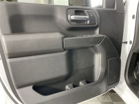 Used 2024 GMC Sierra 2500 Pro w/ Convenience Package image 21