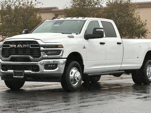New 2026 RAM 3500 Tradesman w/ Max Tow Package image 7