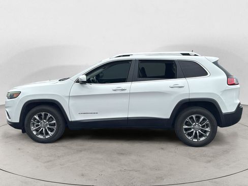 Used 2021 Jeep Cherokee Latitude Lux FWD image 3