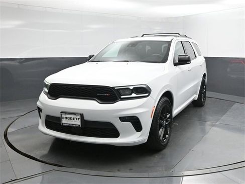 Used 2023 Dodge Durango GT image 30