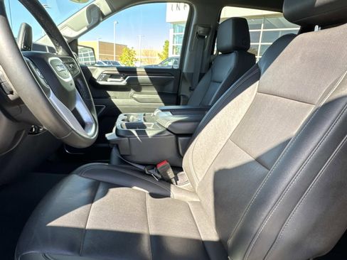 Used 2025 GMC Sierra 1500 SLT image 16