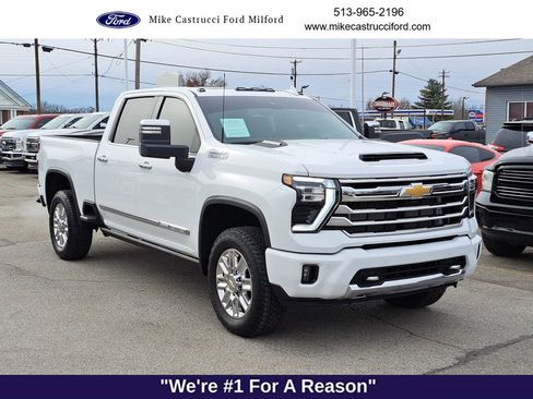 Used 2025 Chevrolet Silverado 2500 High Country w/ Technology Package image 7