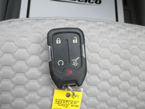 Used 2017 GMC Acadia SLE w/ Driver Alert Package I image 27