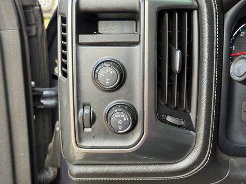 Used 2018 Chevrolet Silverado 1500 LTZ Z71 w/ Centennial Edition AWD/4WD image 21