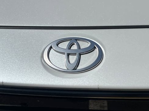 Used 2023 Toyota bZ4X AWD w/ Weather Package image 13