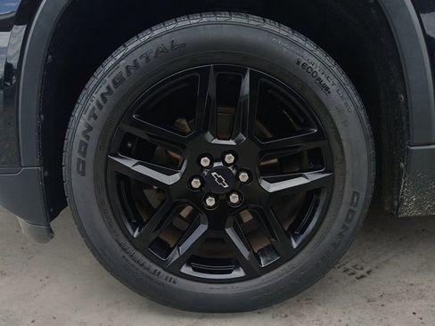 Used 2019 Chevrolet Traverse LS FWD image 14