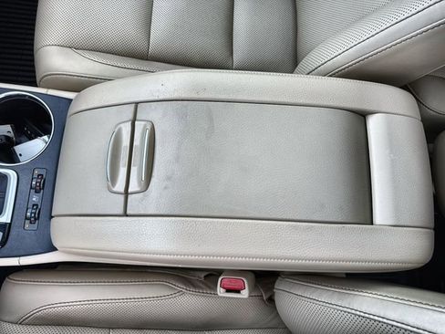 Used 2019 Toyota Highlander Limited Platinum image 29