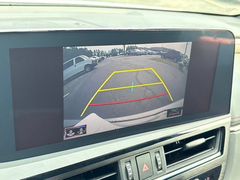 Used 2022 Lexus ES 300h F Sport w/ Accessory Package FWD image 18
