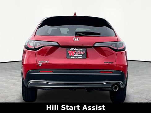 Used 2025 Honda HR-V Sport image 5