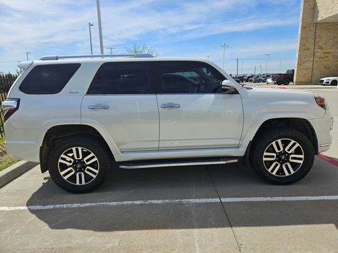 Used 2019 Toyota 4Runner Limited w/ Four Season Floor Mat Package image 6
