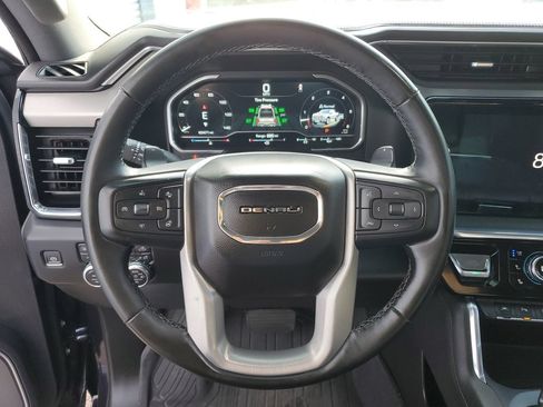 Used 2023 GMC Sierra 1500 Denali w/ Denali Reserve Package AWD/4WD image 21