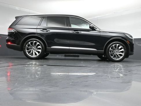 Certified 2025 Lincoln Aviator Reserve w/ Illumination Package AWD/4WD image 47