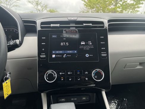 Used 2024 Hyundai Tucson SE AWD/4WD image 13