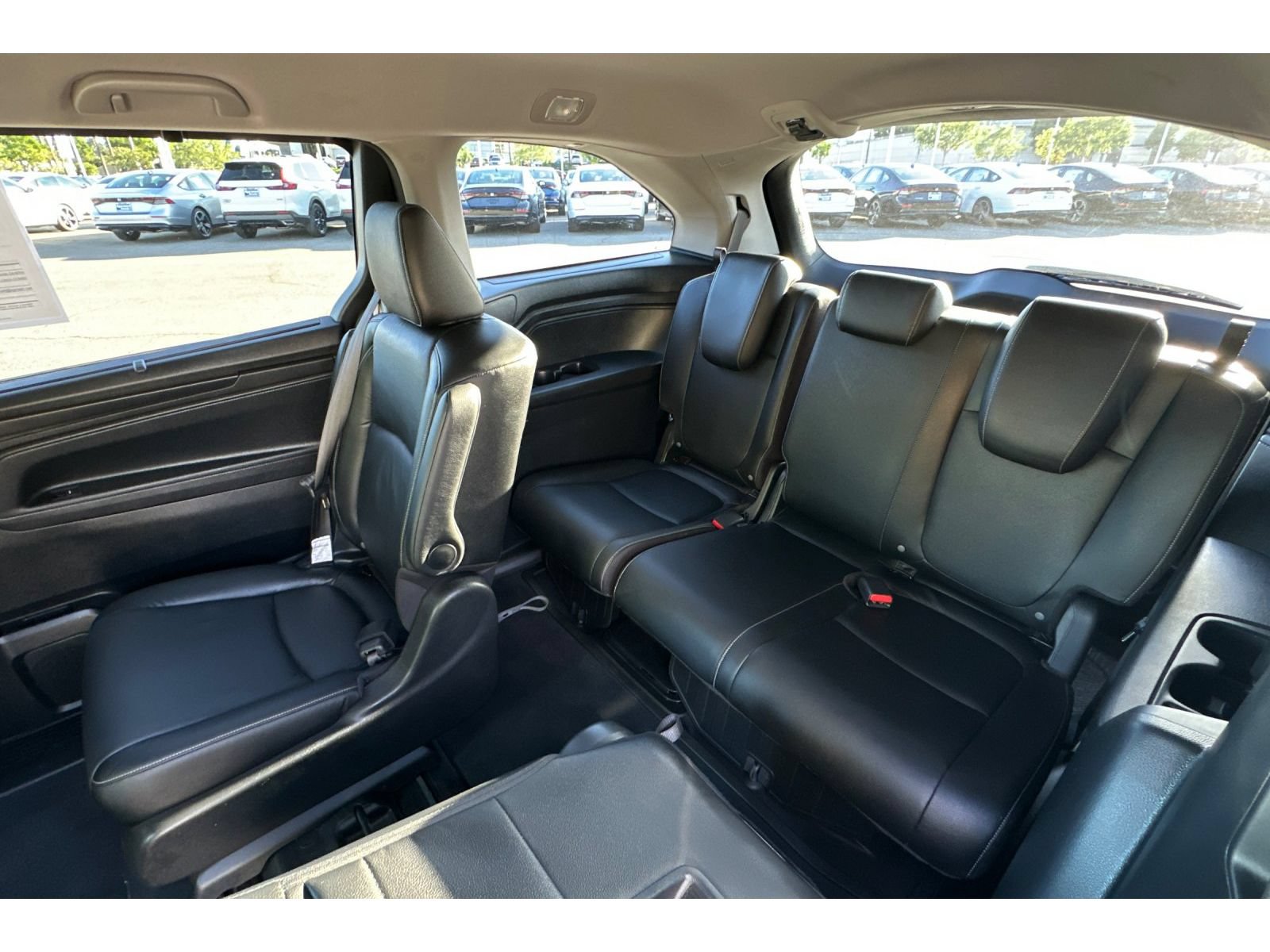 Used 2024 Honda Odyssey Elite image 18