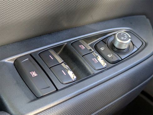 Certified 2025 Subaru Forester Limited w/ Popular Package #2 image 28