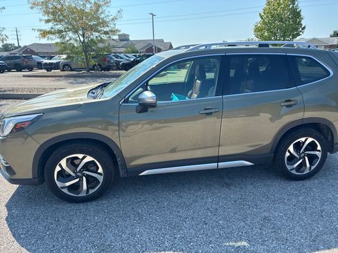 Certified 2023 Subaru Forester Touring AWD/4WD image 21