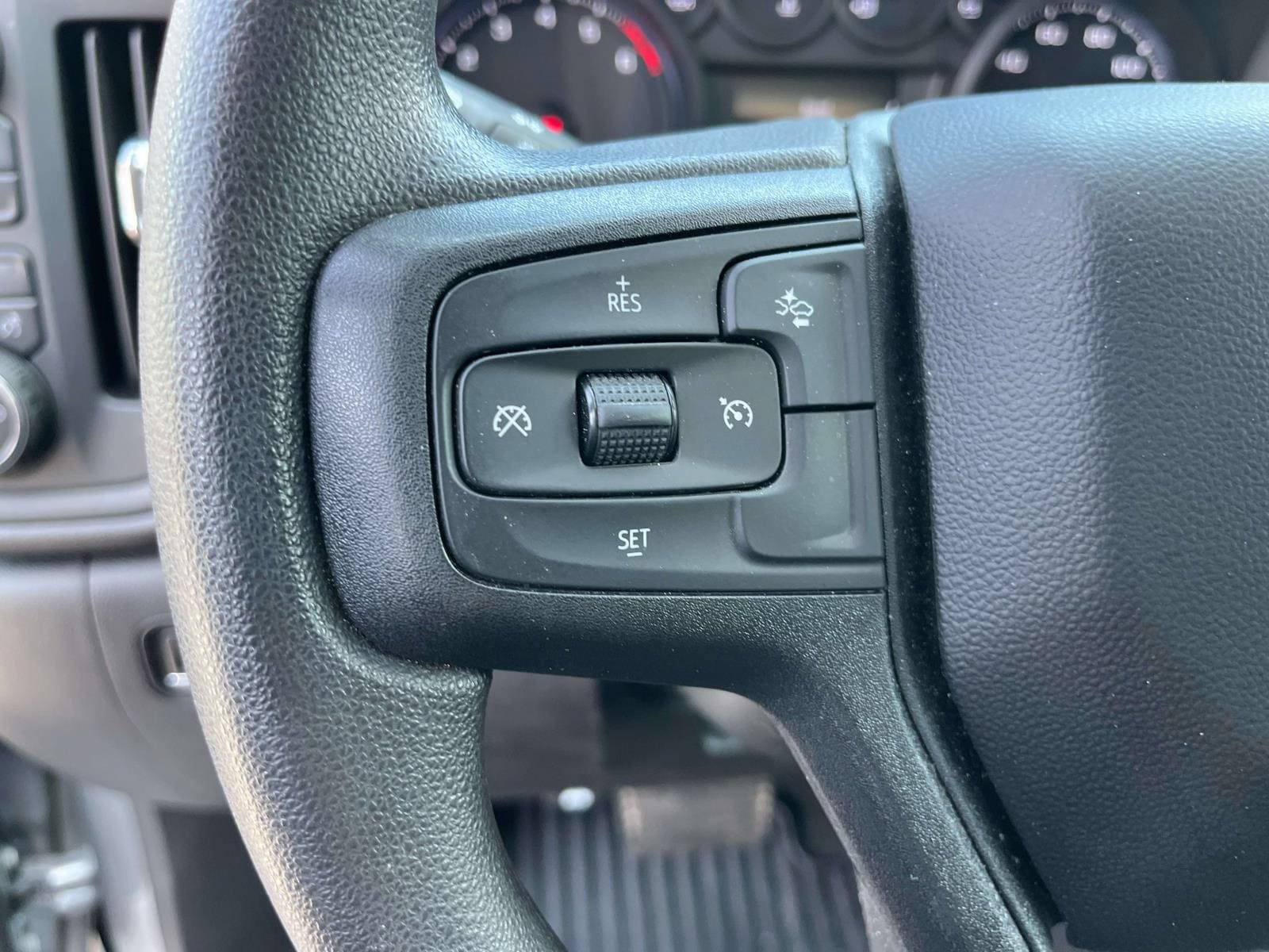 Used 2025 Chevrolet Silverado 2500 Custom w/ Custom Convenience Package AWD/4WD image 30