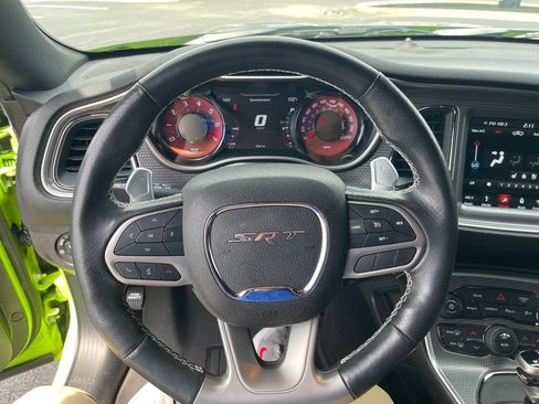 Used 2019 Dodge Challenger SRT Hellcat Redeye RWD image 17