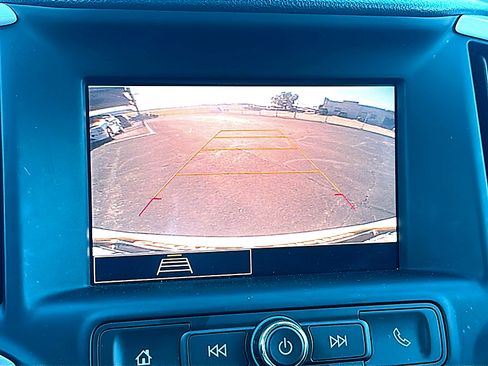 Used 2024 GMC Terrain SLE FWD image 33