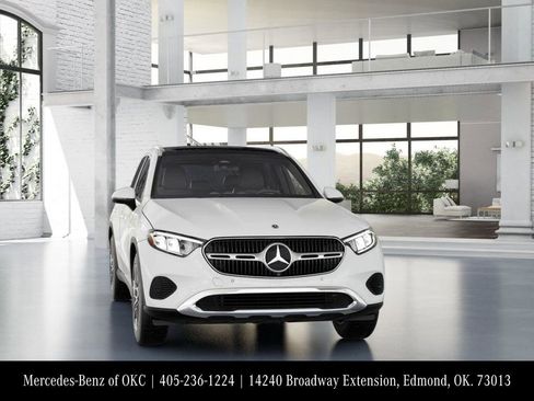 Used 2026 Mercedes-Benz GLC 300 4MATIC image 8