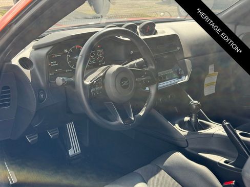 Used 2024 Nissan Z Performance w/ Heritage Edition RWD image 5