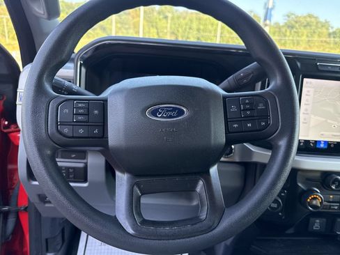 Used 2023 Ford F250 XLT w/ XLT Premium Package AWD/4WD image 16