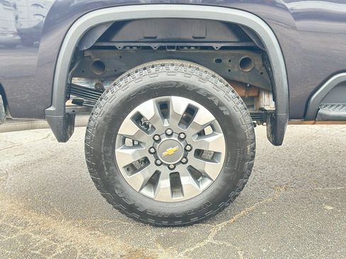 Used 2024 Chevrolet Silverado 2500 Custom w/ Custom Value Package image 31