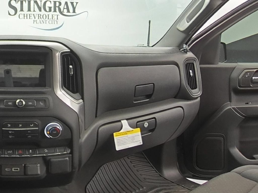 Used 2025 Chevrolet Silverado 1500 Custom Trail Boss AWD/4WD image 15