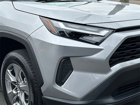 Used 2025 Toyota RAV4 XLE image 10