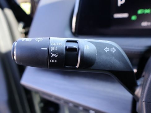 Used 2023 Nissan Ariya FWD image 50