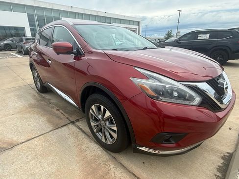 Used 2018 Nissan Murano SL FWD image 4