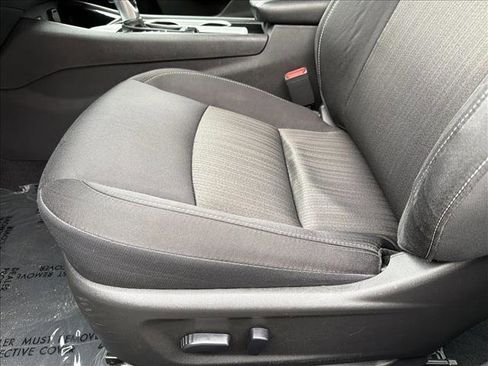 Used 2024 Nissan Altima 2.5 SV image 12